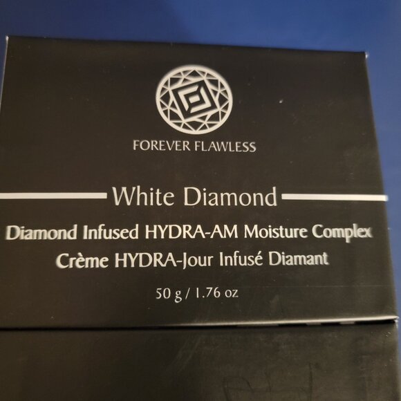 Forever Flawless White Diamond Infused HYDRA AM Moisture Complex - Picture 2 of 11